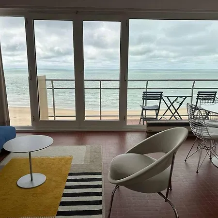 Appartement With Fantastic Seaview Oostende